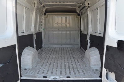 Citroen Jumper Furgone 33 BlueHDi 140 S&S PLM-TM Furgone Business (9)