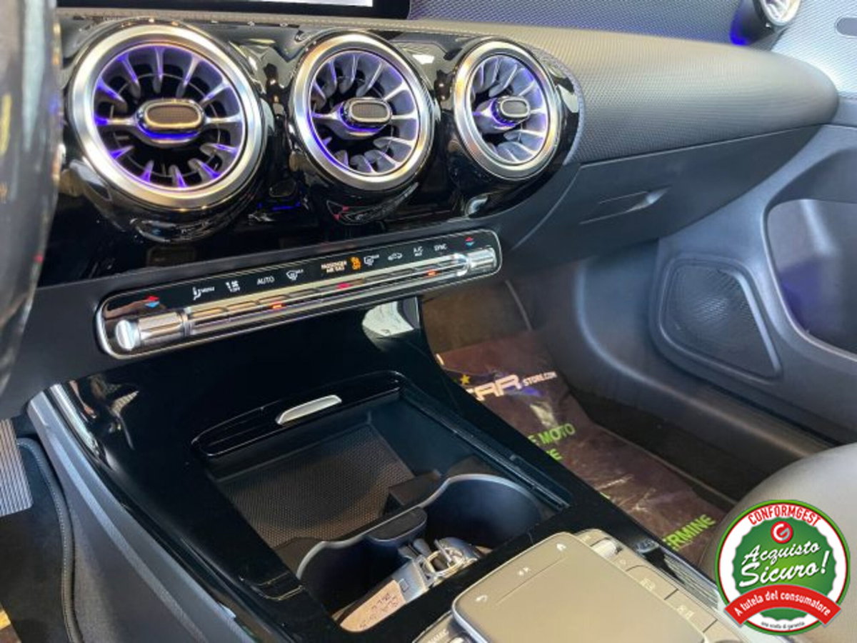 Mercedes-Benz CLA Shooting Brake 180 d Advanced auto (18)