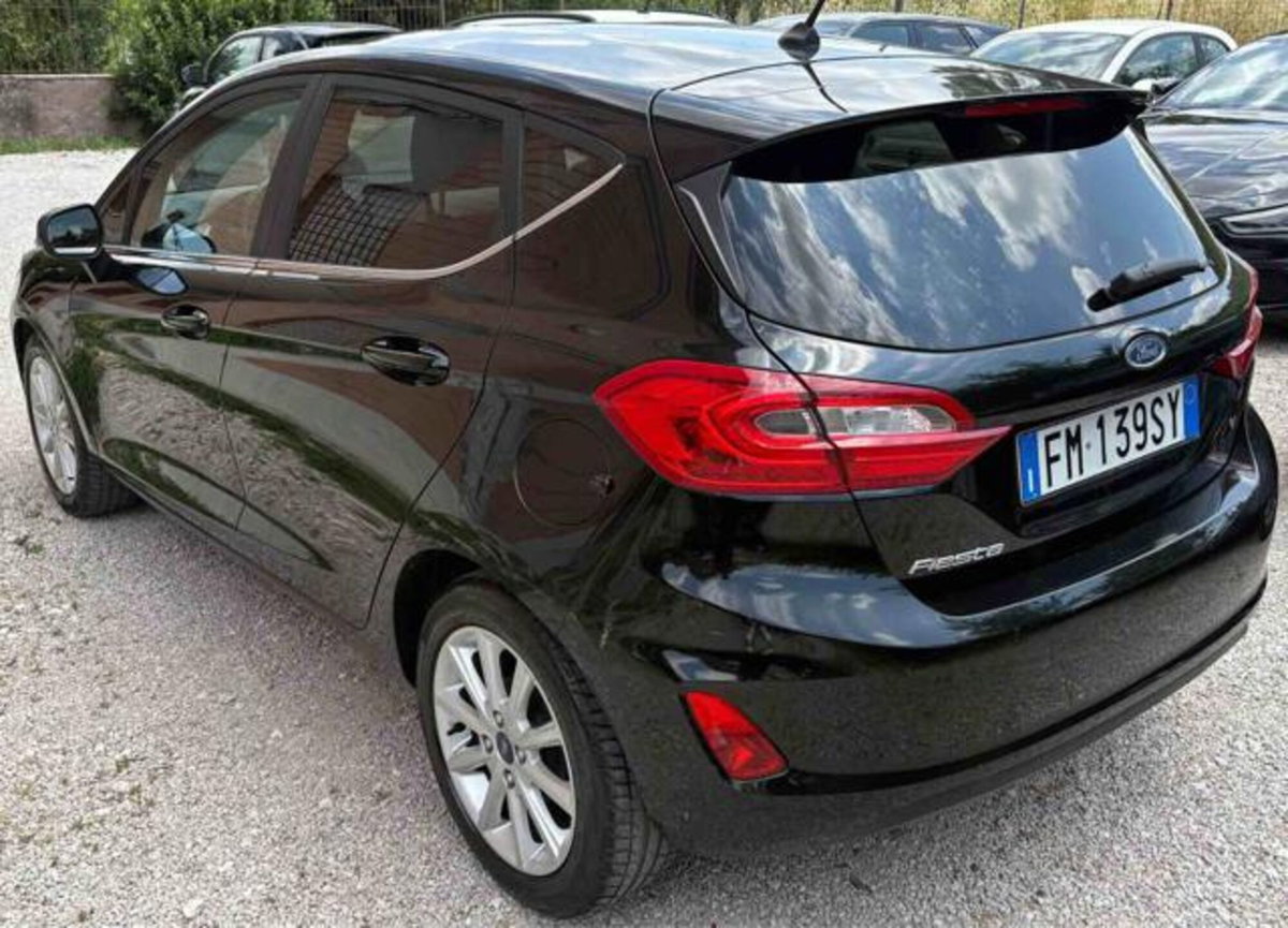 Ford Fiesta 1.0 EcoBoost 100CV 5 porte Powershift Titanium (3)