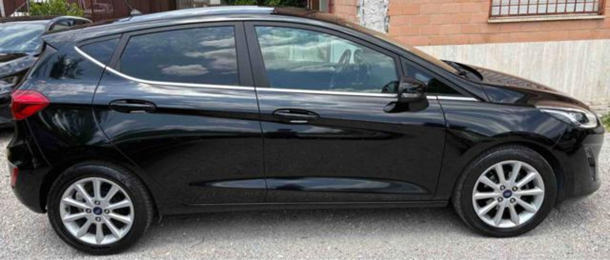Ford Fiesta 1.0 EcoBoost 100CV 5 porte Powershift Titanium (6)