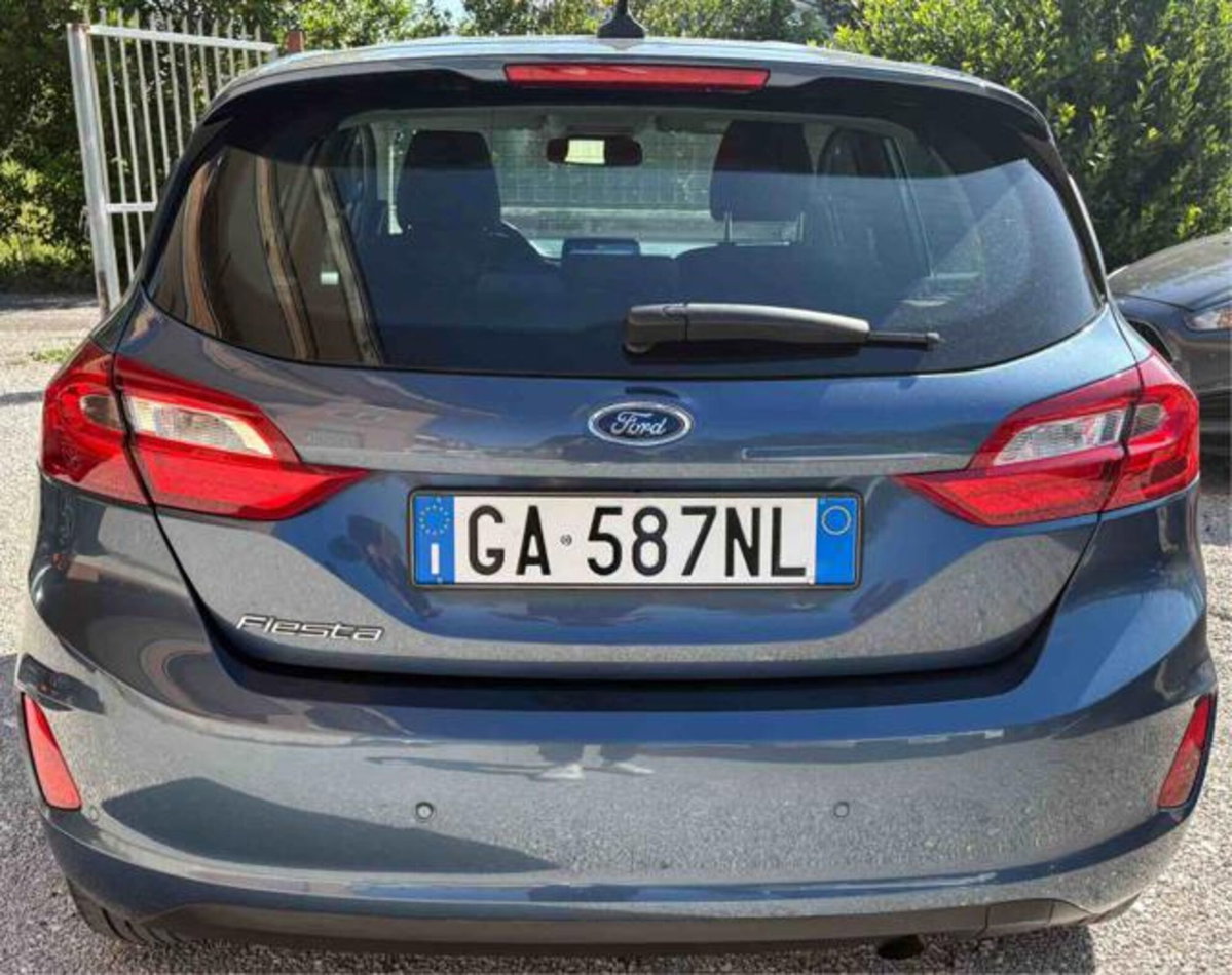 Ford Fiesta 1.5 EcoBlue 5 porte Titanium (4)