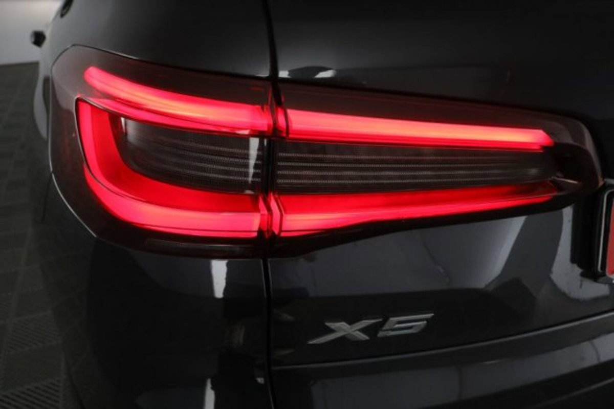 BMW X5 xDrive30d 48V Business (10)