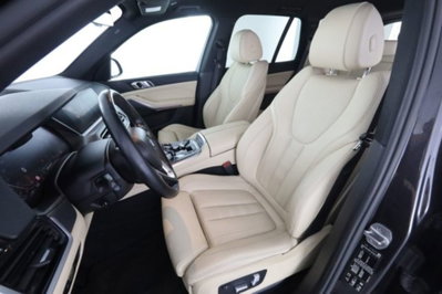 BMW X5 xDrive30d 48V Business (2)