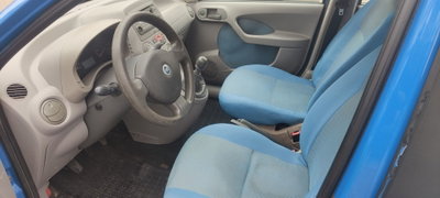 Fiat Panda 1.3 MJT 16V Emotion (11)