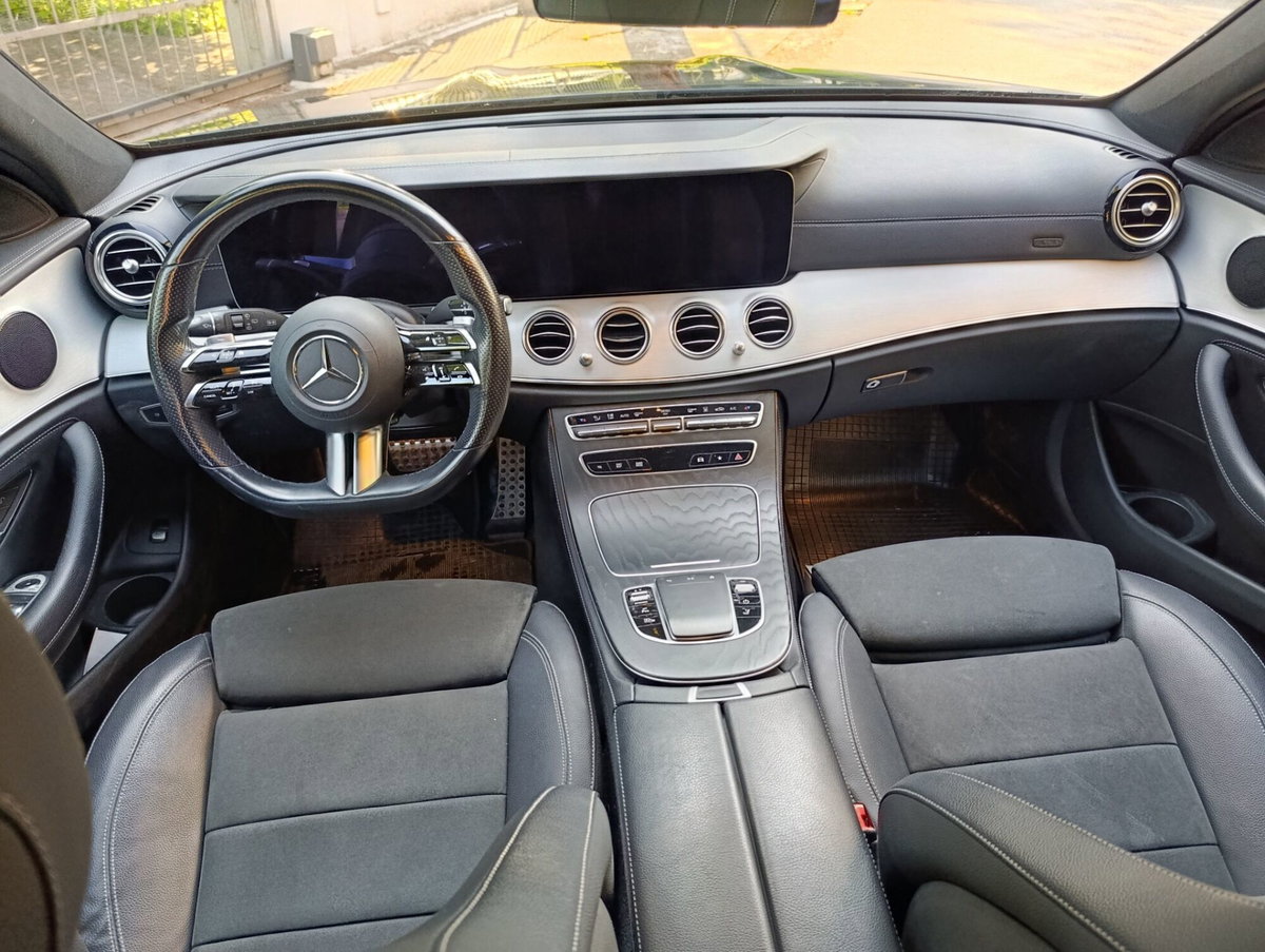 Mercedes-Benz Classe E Station Wagon 300 de 4Matic Auto Plug in hybrid Premium Plus (10)