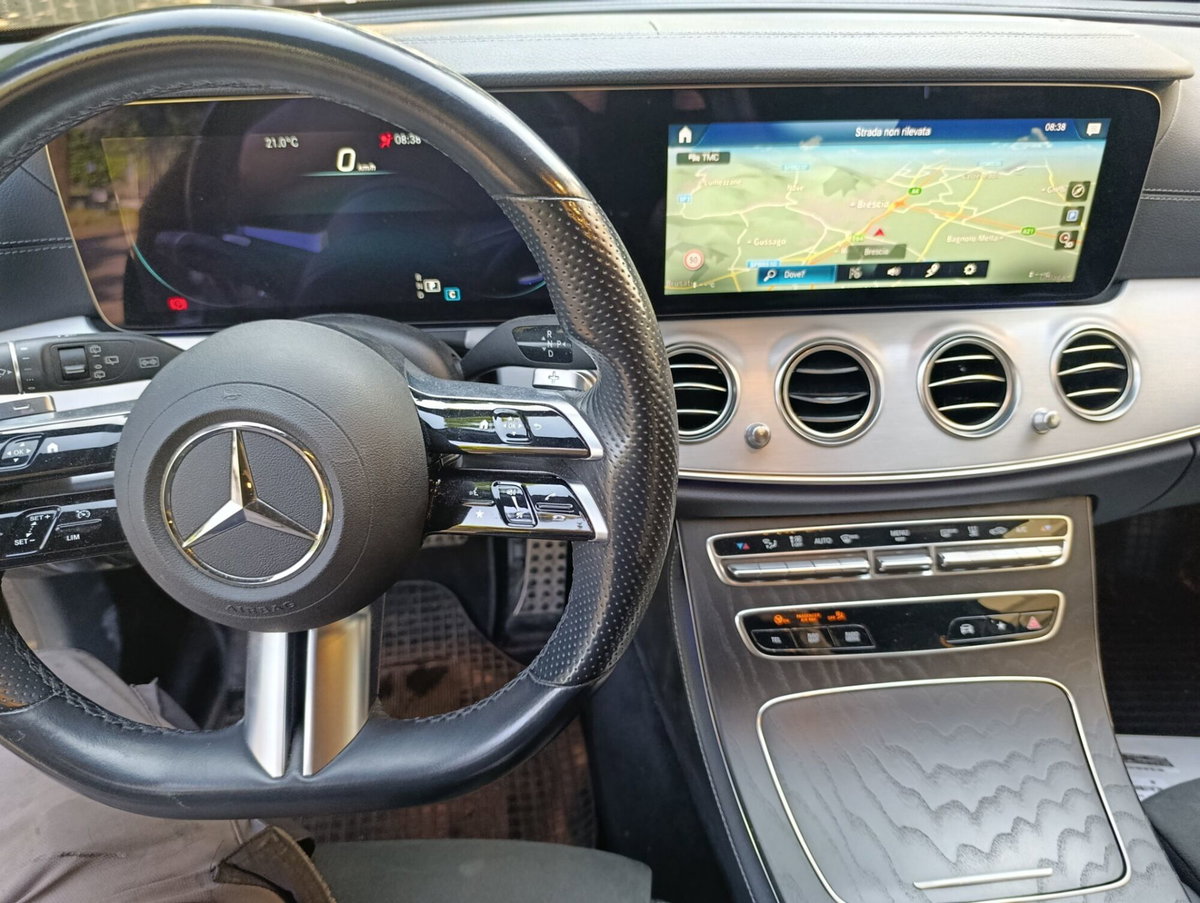 Mercedes-Benz Classe E Station Wagon 300 de 4Matic Auto Plug in hybrid Premium Plus (13)