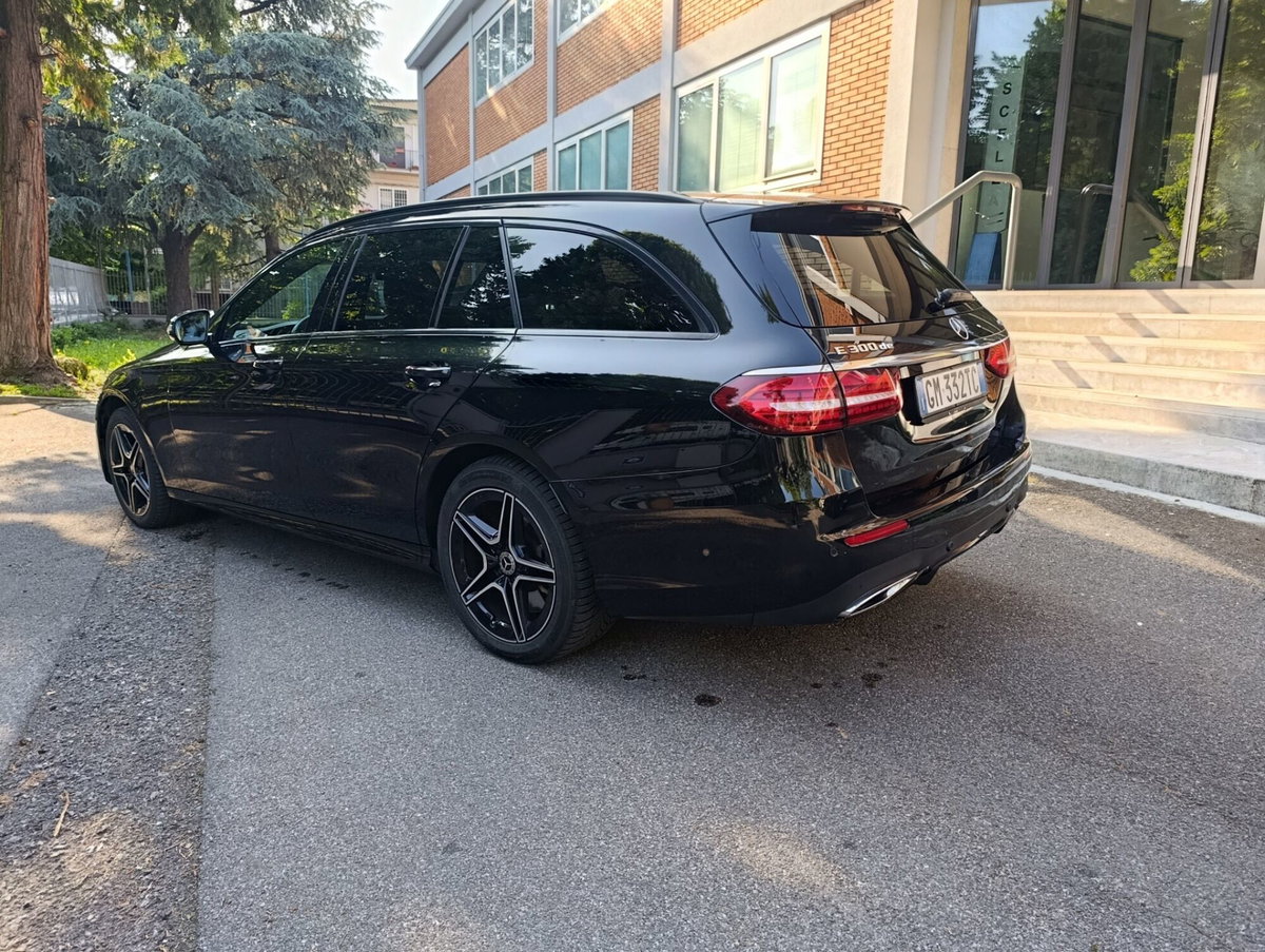 Mercedes-Benz Classe E Station Wagon 300 de 4Matic Auto Plug in hybrid Premium Plus (6)