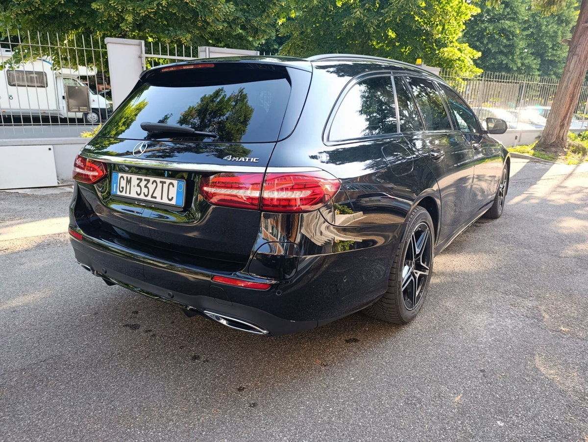 Mercedes-Benz Classe E Station Wagon 300 de 4Matic Auto Plug in hybrid Premium Plus (8)