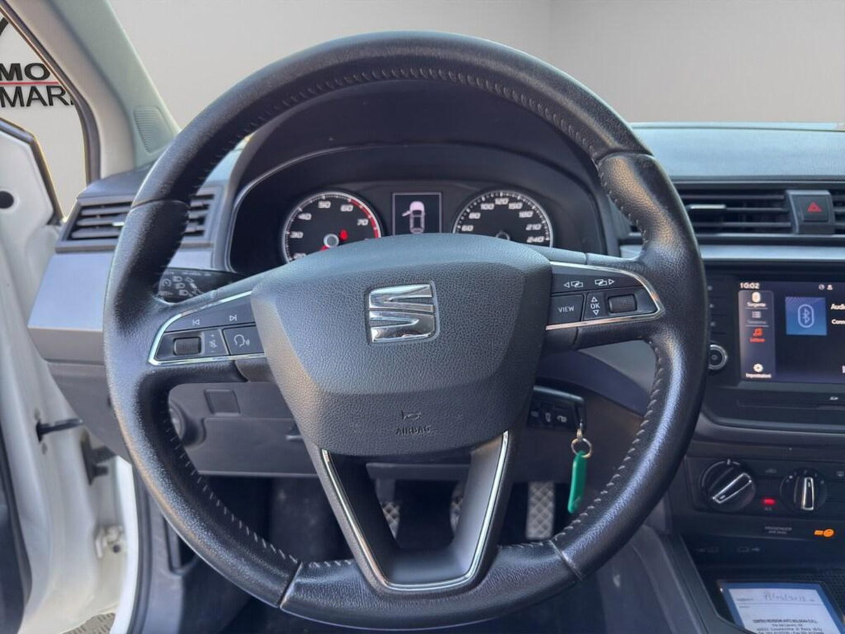 SEAT Ibiza 1.0 TGI 5 porte Style (10)
