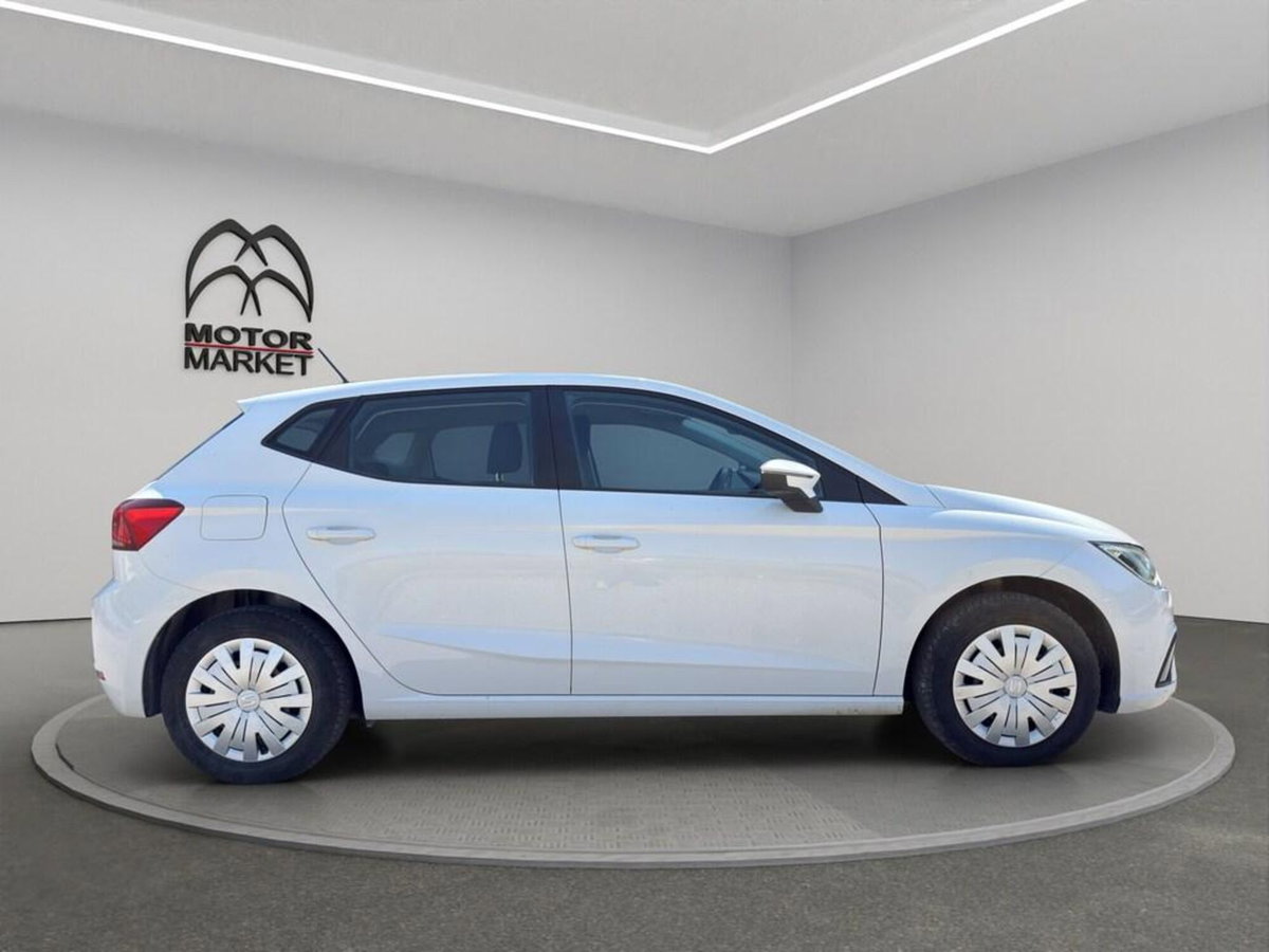 SEAT Ibiza 1.0 TGI 5 porte Style (4)