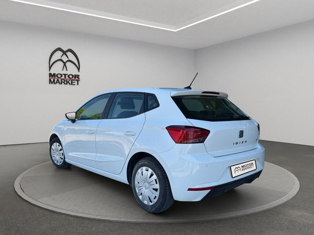 SEAT Ibiza 1.0 TGI 5 porte Style (8)