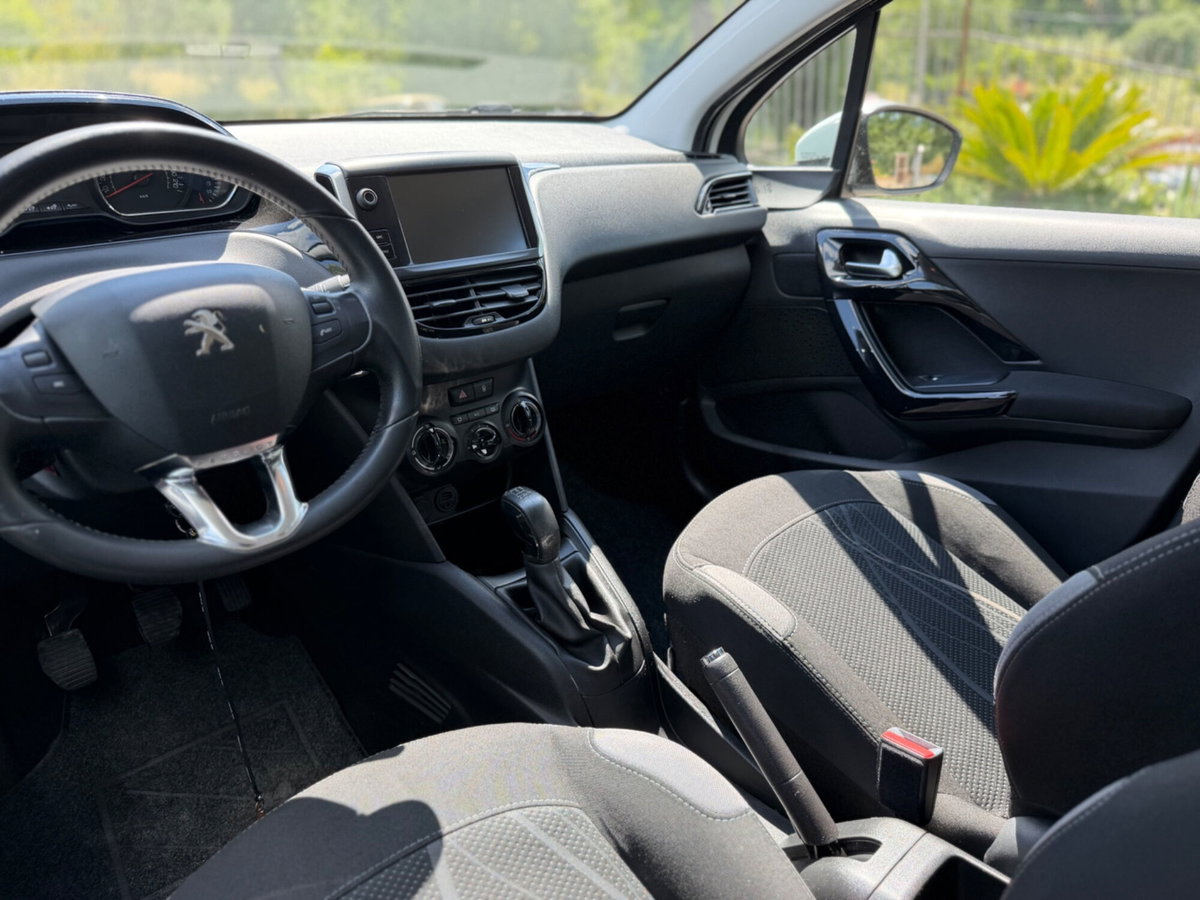Peugeot 208 HDi 68 CV 5 porte Active (12)