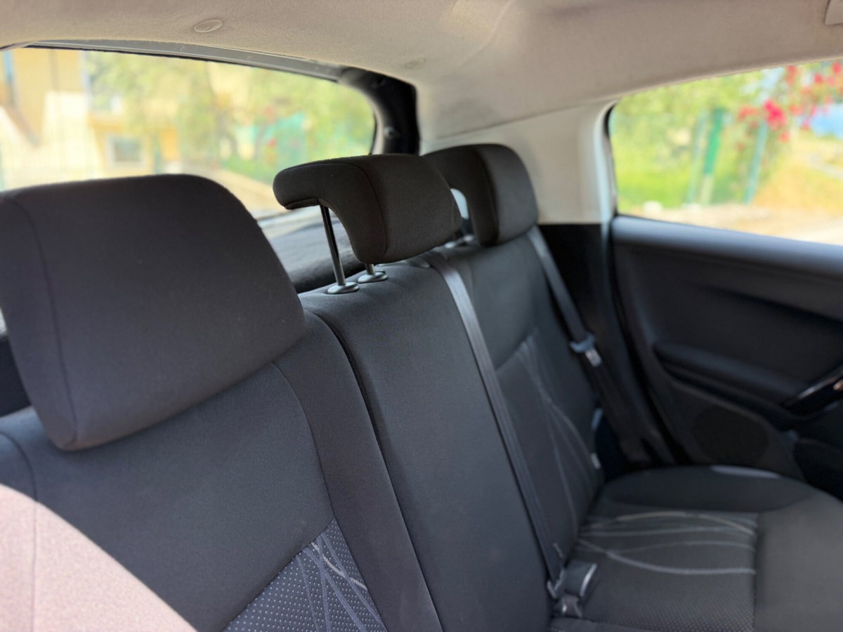 Peugeot 208 HDi 68 CV 5 porte Active (18)