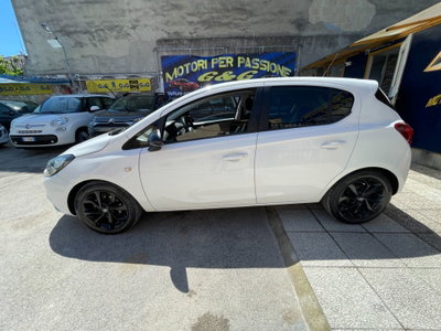 Opel Corsa 1.2 5 porte Black Edition (12)