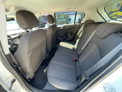Opel Corsa 1.2 5 porte Black Edition (6)