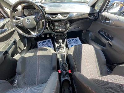 Opel Corsa 1.2 5 porte Black Edition (8)