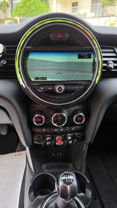 MINI Mini 1.5 Cooper D (14)