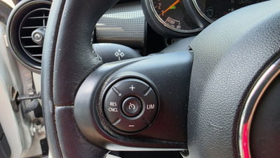 MINI Mini 1.5 Cooper D (16)