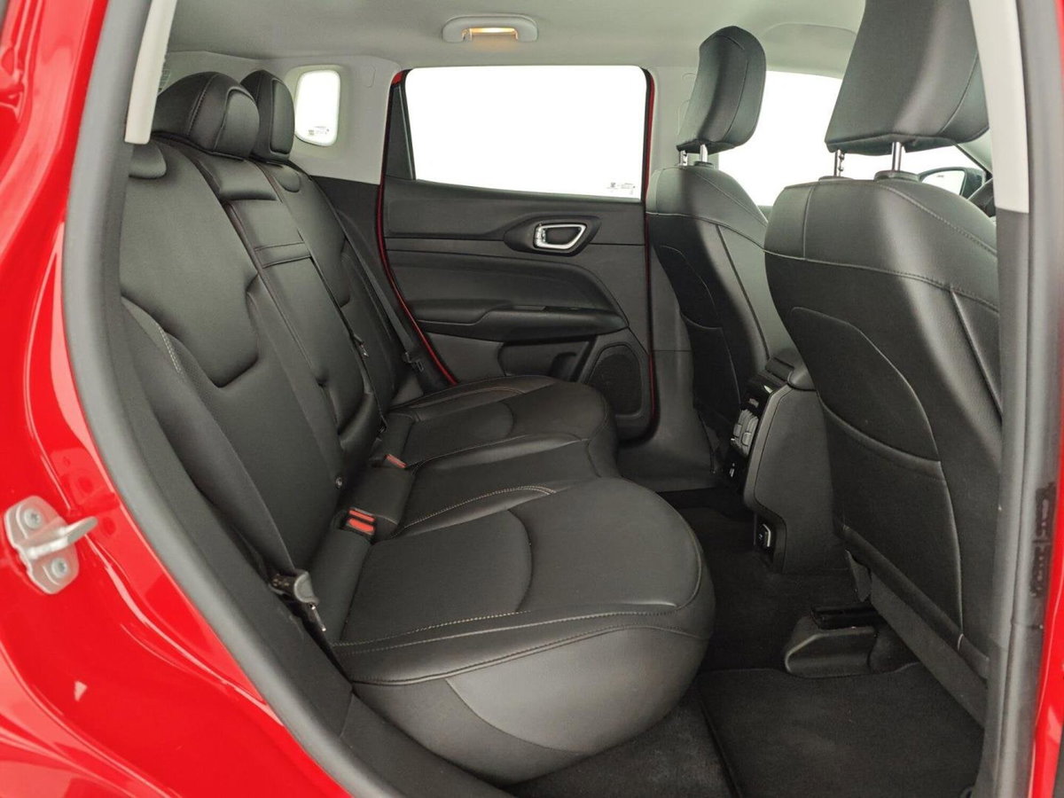 Jeep Compass 1.6 Multijet II 2WD S (17)
