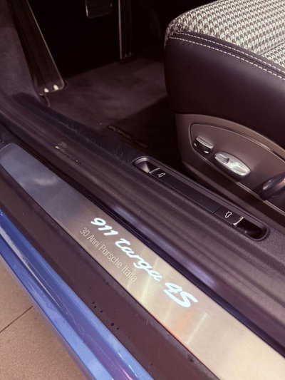 Porsche 911 Cabrio 3.8 Targa 4S (8)