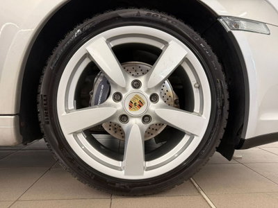 Porsche Cayman 2.7 (7)