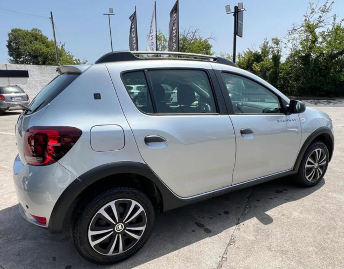 Dacia Sandero Stepway 0.9 TCe 90 CV Techroad (4)