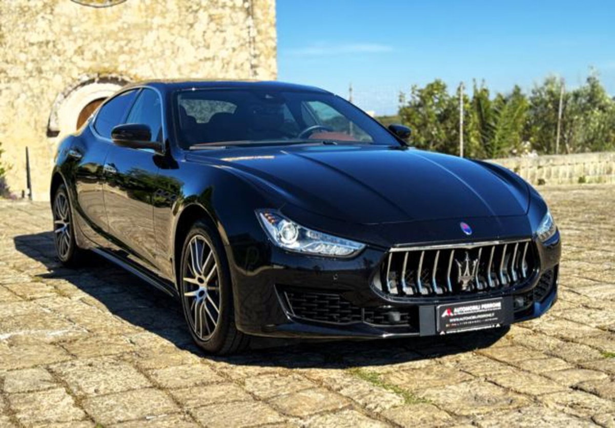 Maserati Ghibli Ghibli MHEV 330 CV GT (16)