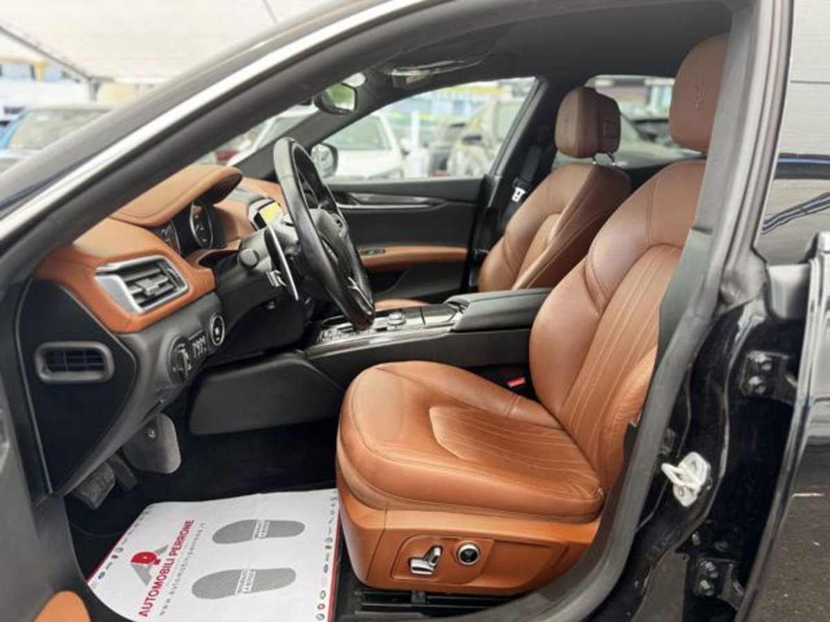 Maserati Ghibli Ghibli MHEV 330 CV GT (7)