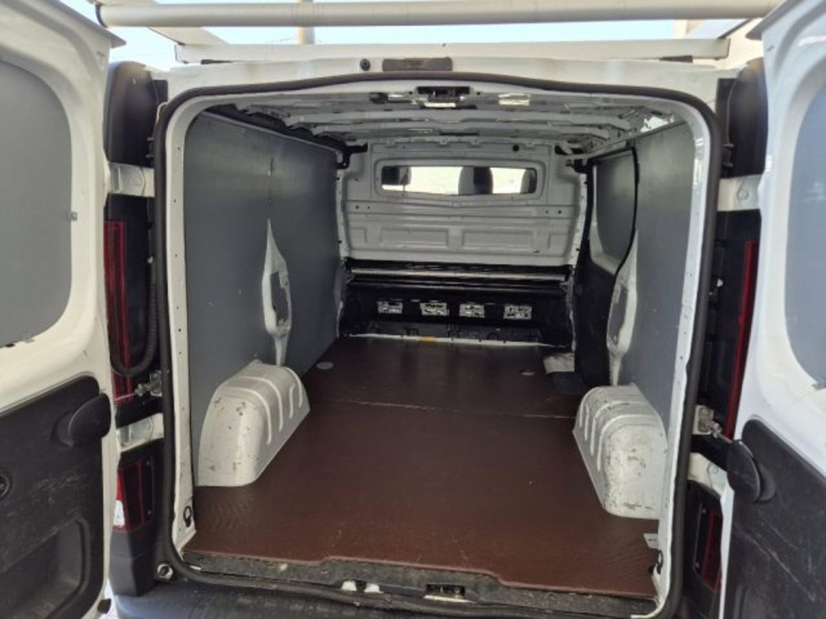 Opel Vivaro Furgone 27 1.6 CDTI 120CV PC-TN Furgone Edition (9)