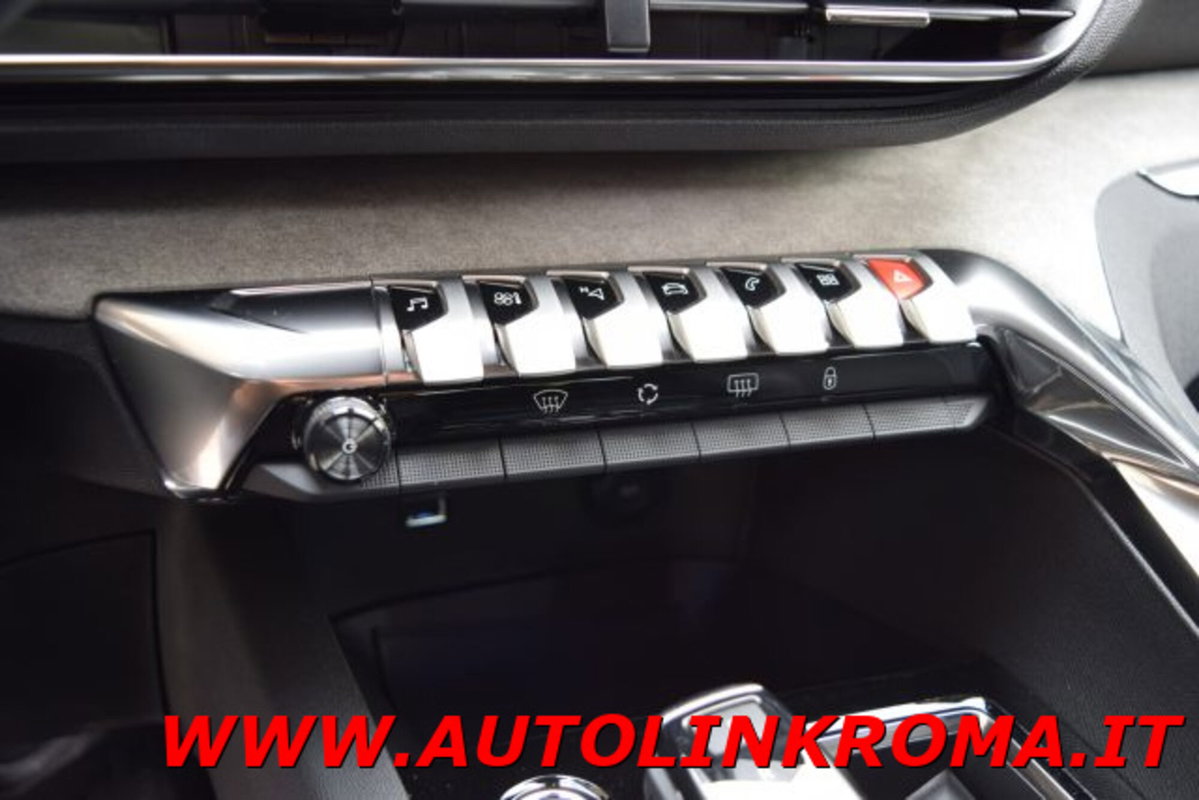 Peugeot 3008 PureTech Turbo 130 S&S EAT8 GT (10)