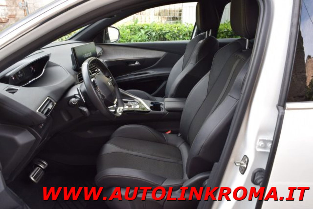 Peugeot 3008 PureTech Turbo 130 S&S EAT8 GT (11)
