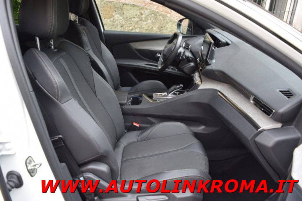 Peugeot 3008 PureTech Turbo 130 S&S EAT8 GT (12)