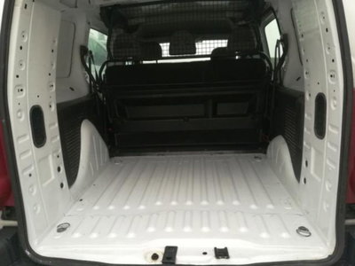 Peugeot Partner BlueHDi 75 Active (9)