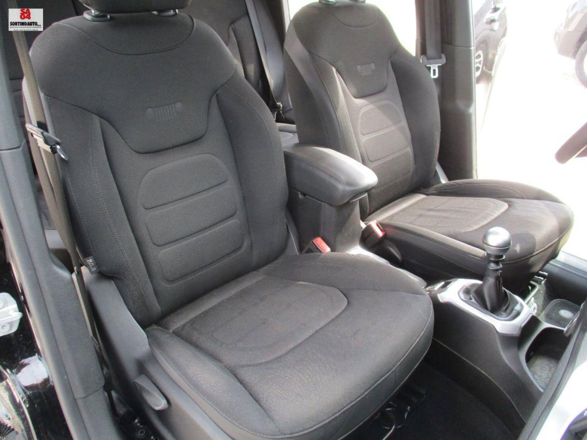 Jeep Renegade 1.6 Mjt 120 CV Limited (18)