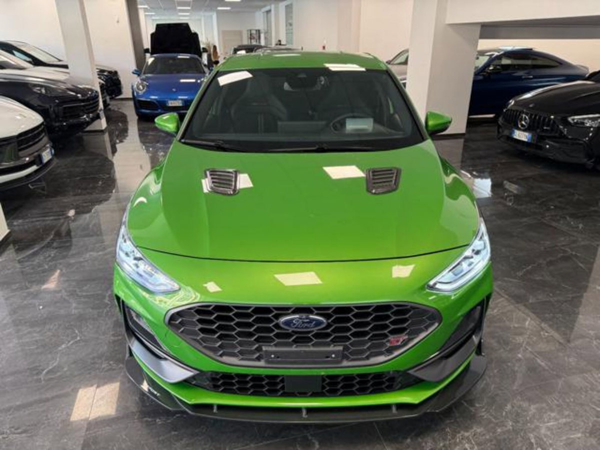Ford Focus 2.3 EcoBoost 280 CV 5p. ST (11)