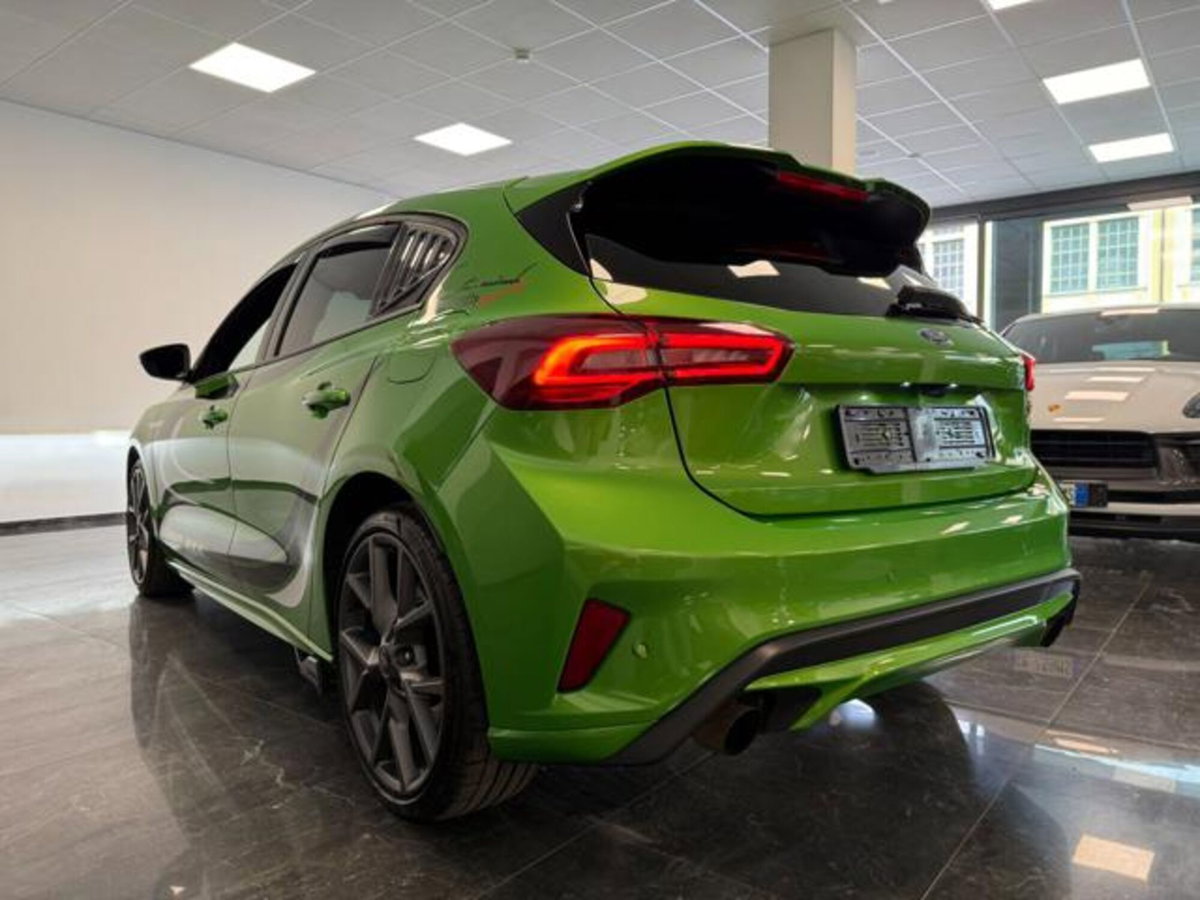 Ford Focus 2.3 EcoBoost 280 CV 5p. ST (4)