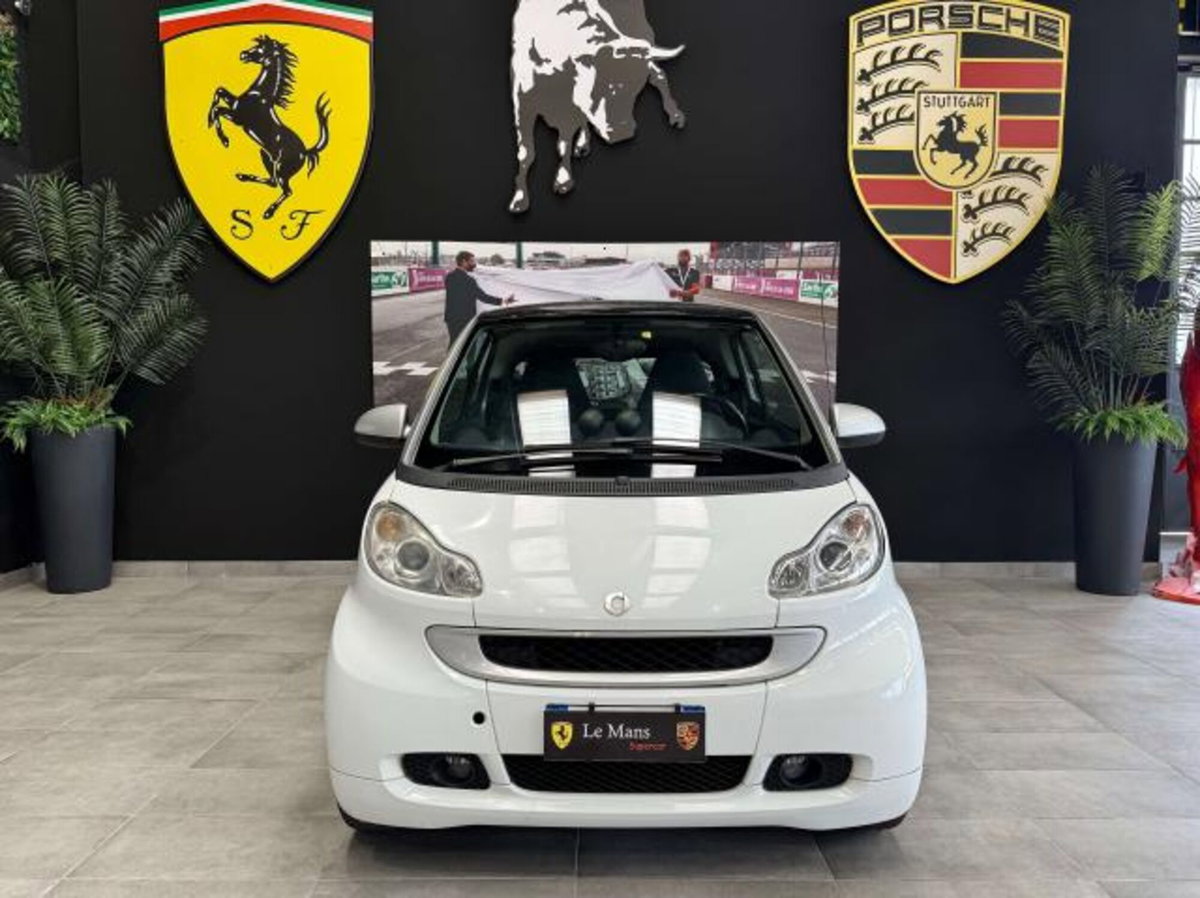 smart Fortwo 1000 52 kW MHD coupé passion (2)