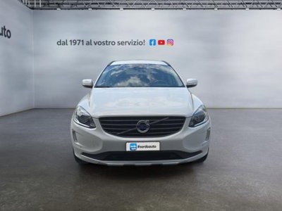 Volvo XC60 D4 Geartronic Business (2)