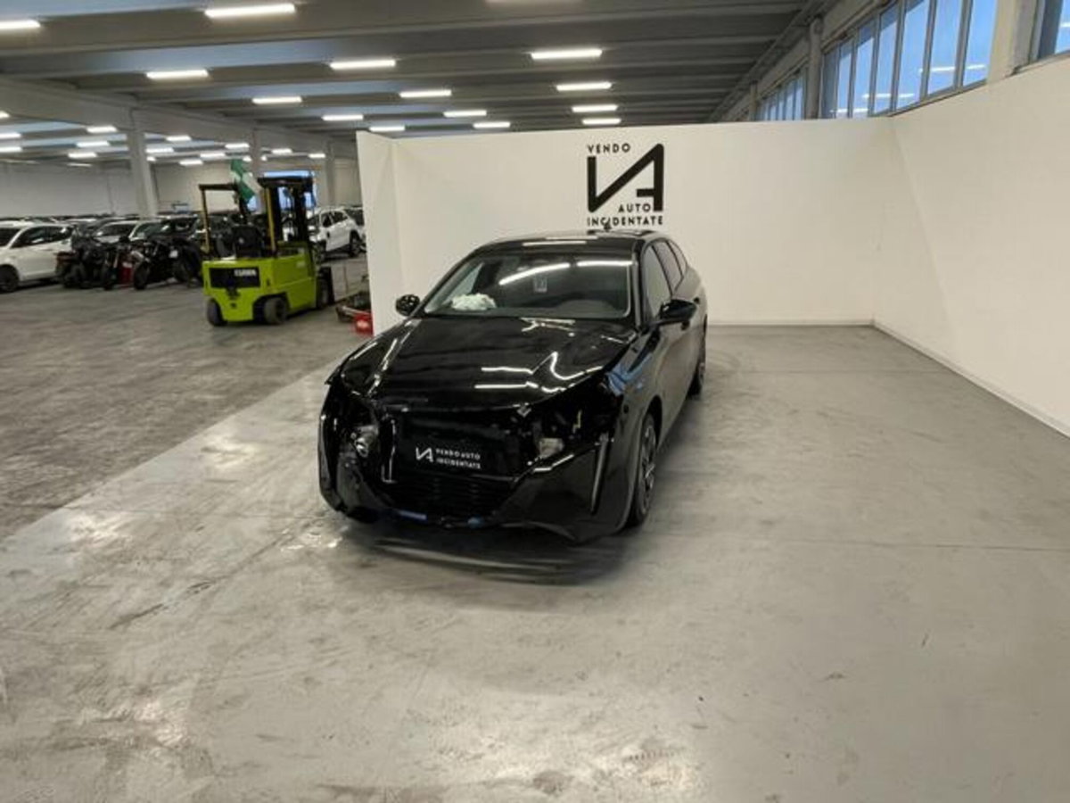 Peugeot 308 SW BlueHDi 130 S&S EAT8 Allure Pack (3)