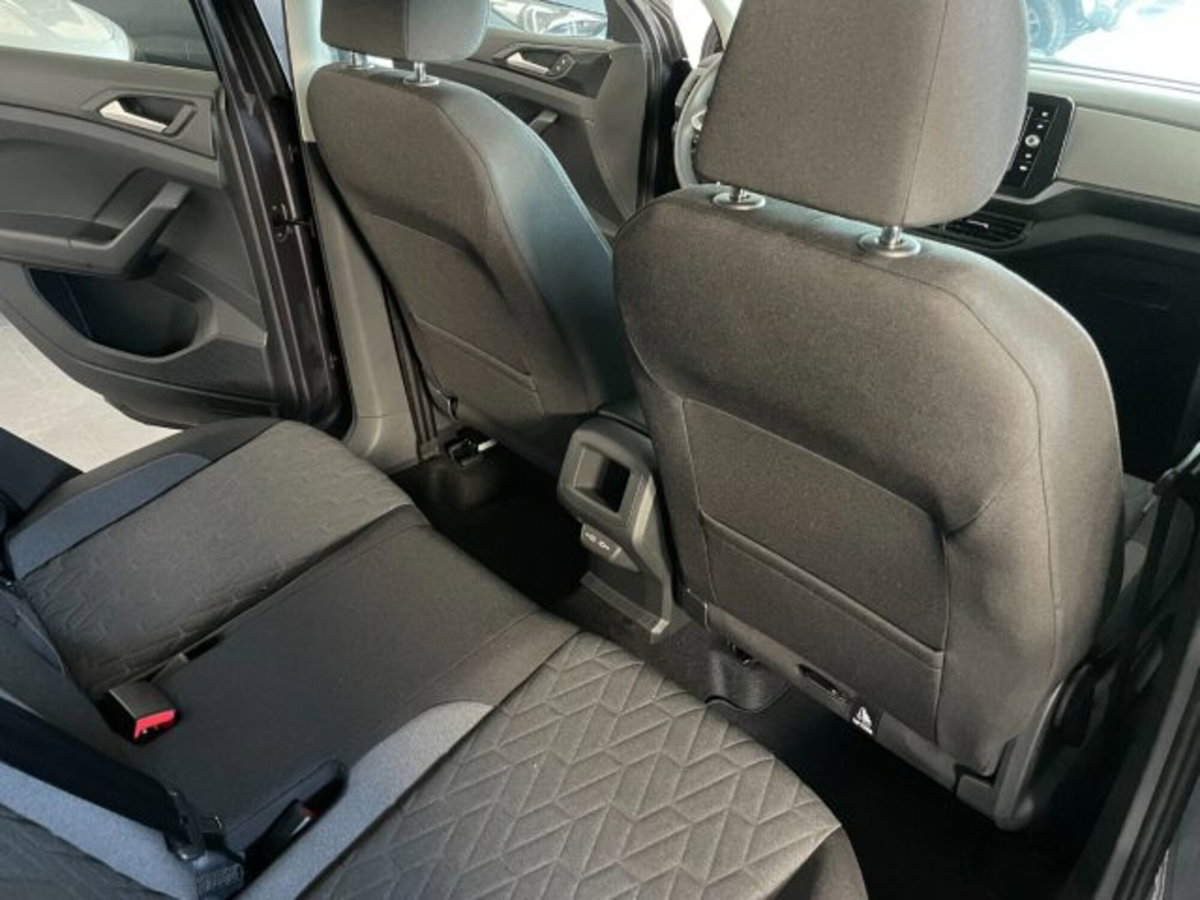 Volkswagen T-Cross 1.0 tsi Edition 115cv (8)