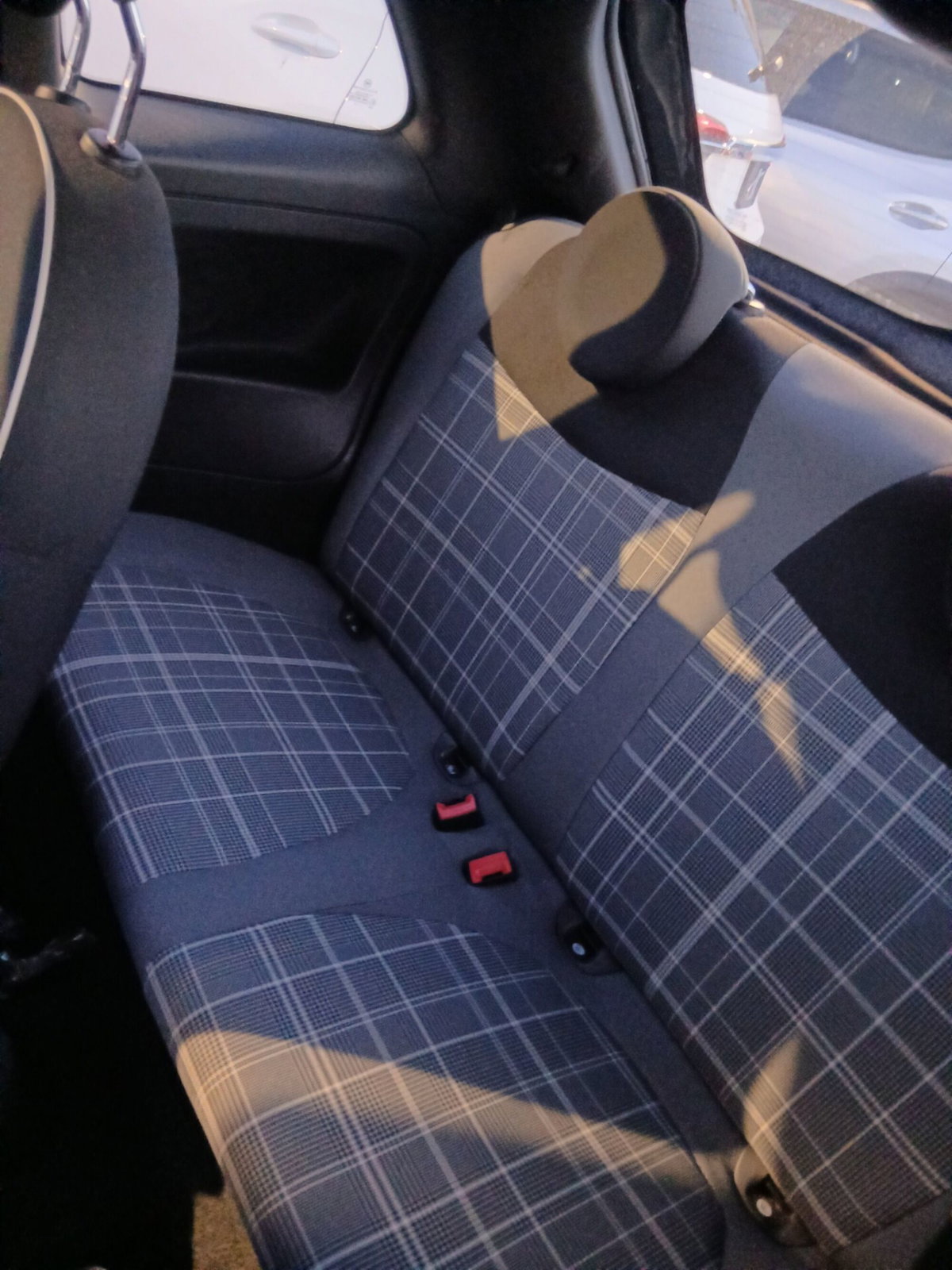 Fiat 500 1.2 Lounge (8)