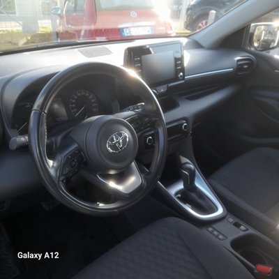 Toyota Yaris 1.5 Hybrid 5 porte Lounge (11)