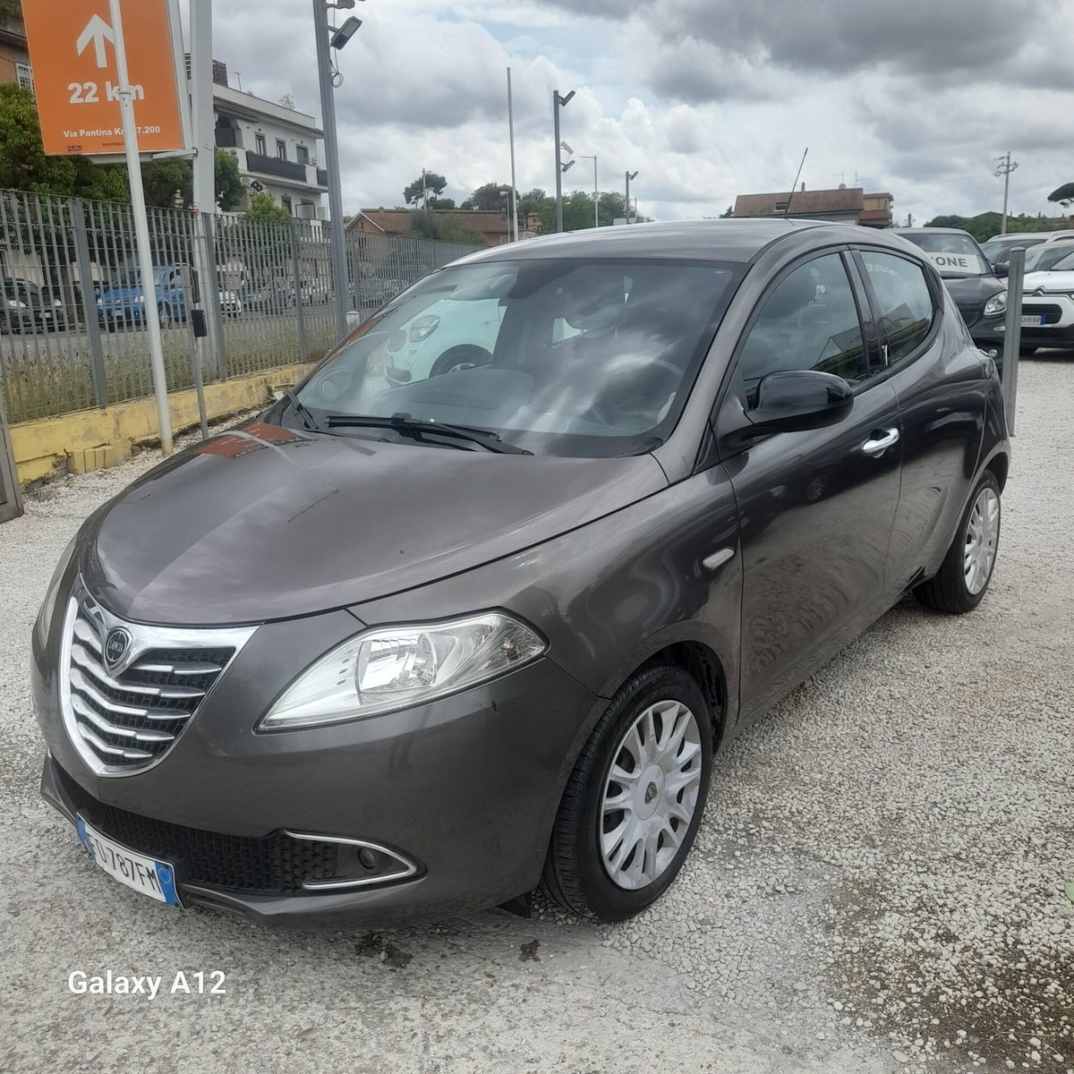 Lancia Ypsilon 1.2 69 CV 5 porte GPL Ecochic Gold (3)