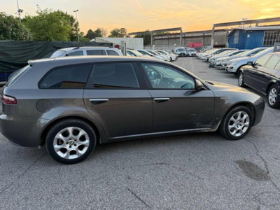 Alfa Romeo 159 SportWagon 1.9 JTDm 16V Sportwagon (6)