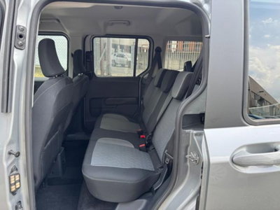 Ford Tourneo Courier 1.0 EcoBoost 100 CV Titanium (8)