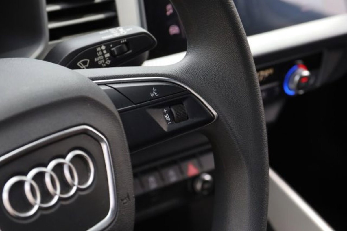 Audi A1 Sportback Sportback 25 1.0 tfsi Business (12)