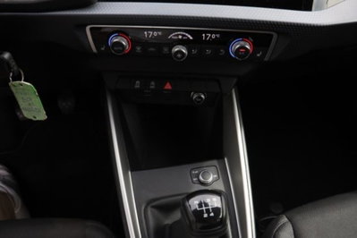 Audi A1 Sportback Sportback 25 1.0 tfsi Business (8)