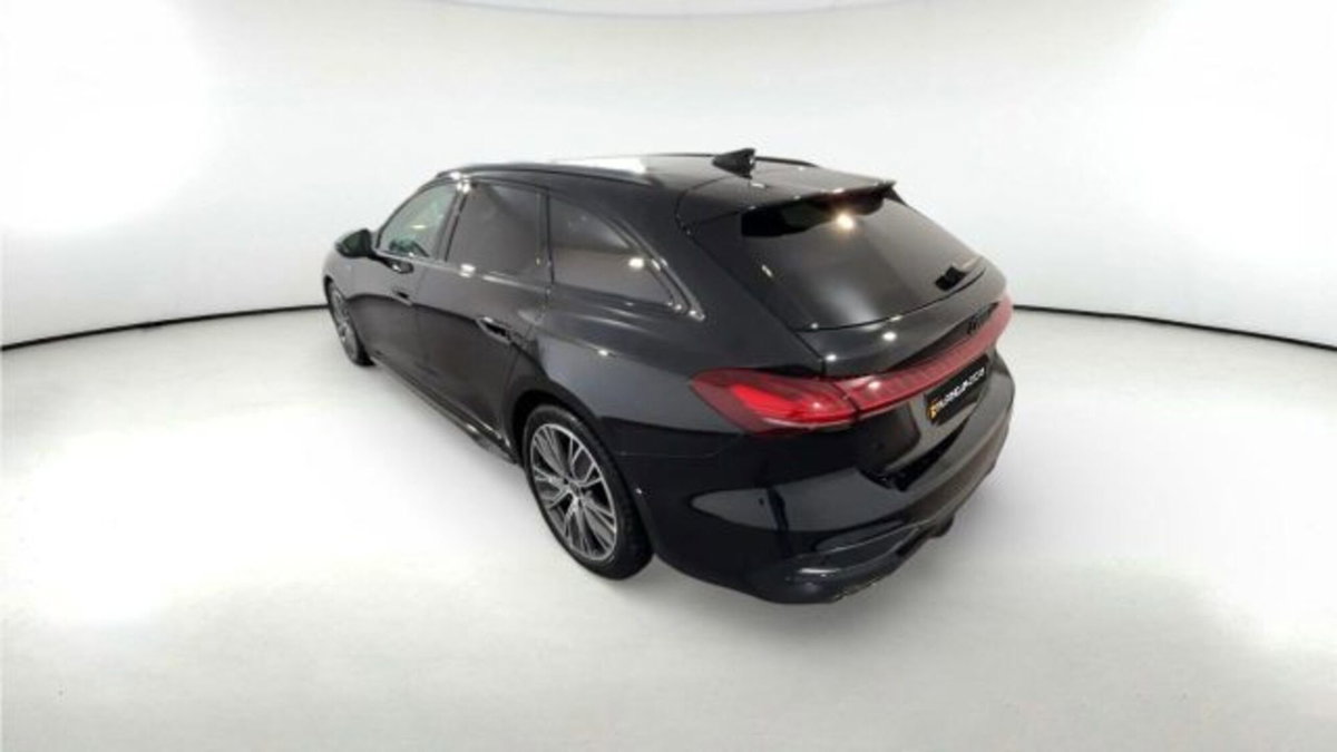 Audi A5 Avant 2.0 tdi mhev+ S line edition 204cv s-tronic (16)