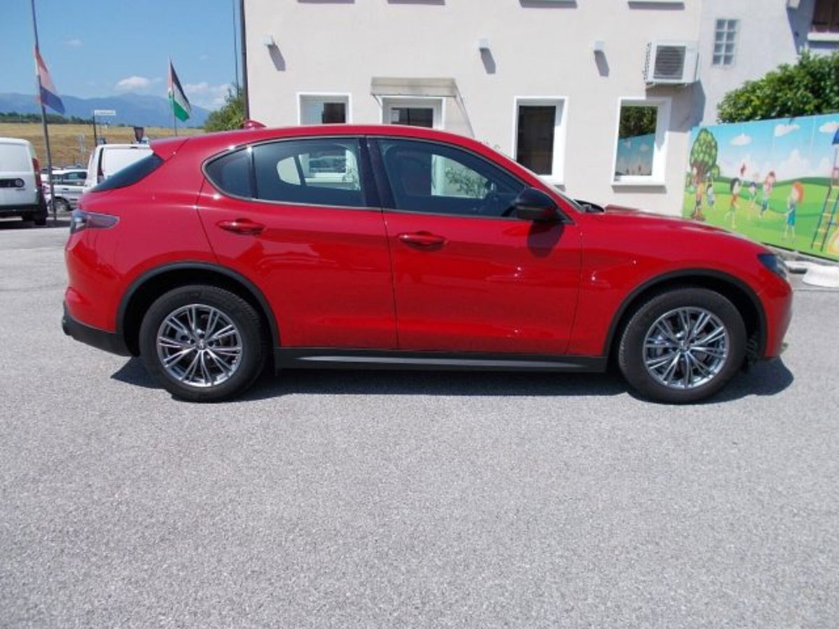 Alfa Romeo Stelvio Stelvio 2.2 Turbodiesel 160 CV AT8 RWD Super Business (5)