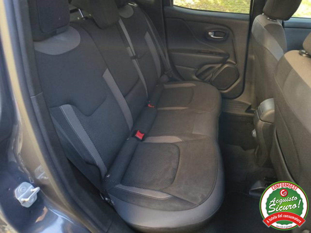 Jeep Renegade 1.6 Mjt 130 CV Limited (10)